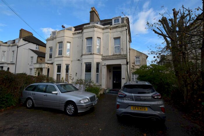 1 Bedroom Flat To Rent In Bohemia Road, St. Leonards-On-Sea, TN37