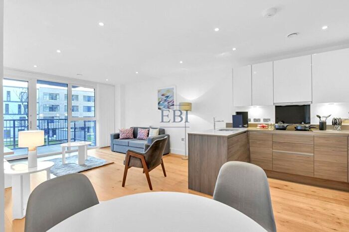 2 Bedroom Apartment To Rent In Aurora Point, Plough Way, Surrey Quays, SE16