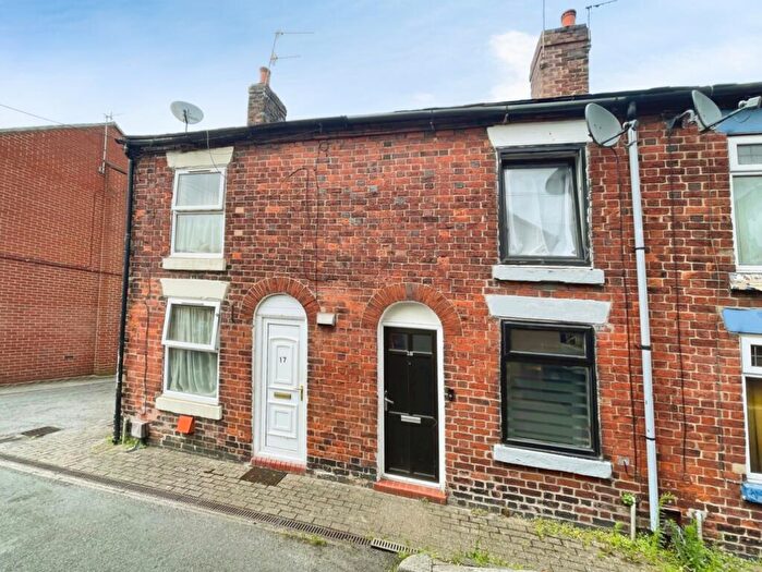 2 Bedroom Terraced House For Sale In Ford Street, Silverdale, Newcastle, ST5