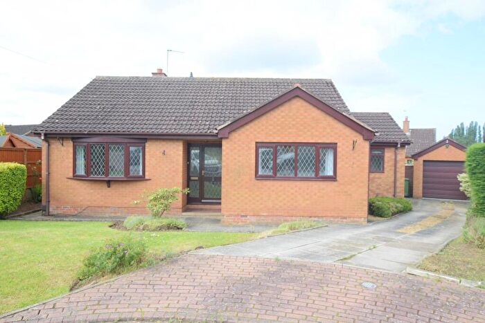 3 Bedroom Bungalow To Rent In Rosedale, Scunthorpe, DN17