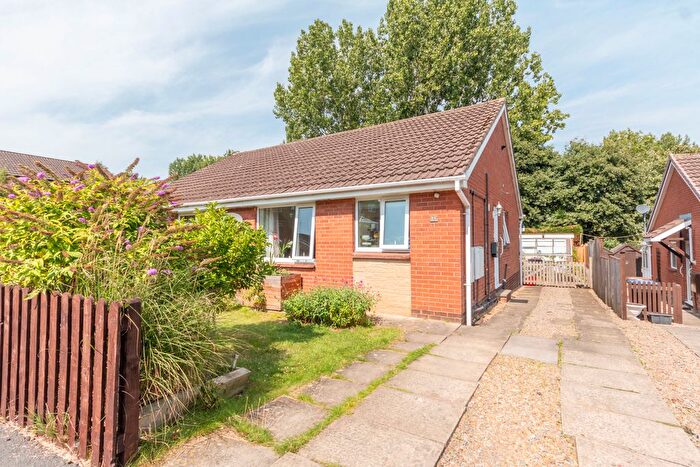 2 Bedroom Semi-Detached Bungalow For Sale In Columbine Grove, Harrogate, HG3