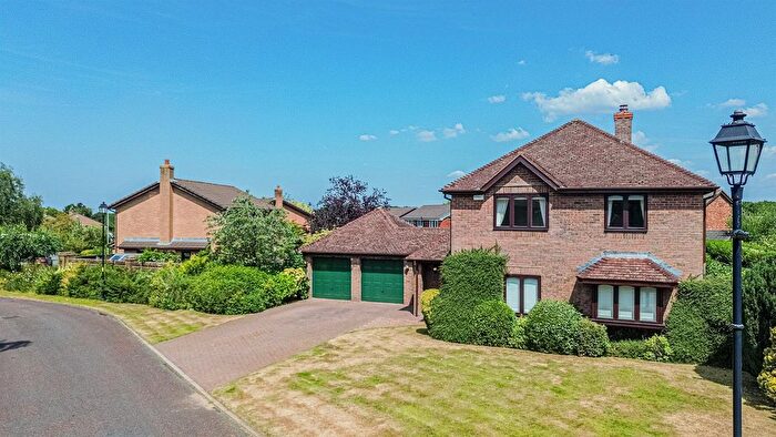 4 Bedroom Detached House For Sale In Birchways, Appleton, Warrington, WA4