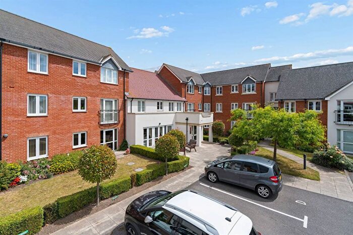 1 Bedroom Flat For Sale In Minster Drive, Herne Bay, CT6