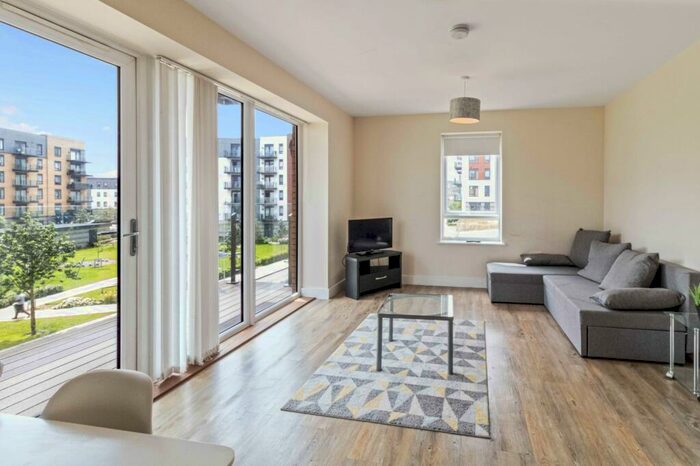 2 Bedroom Apartment To Rent In Peninsula Quay, Pegasus Way, ME7