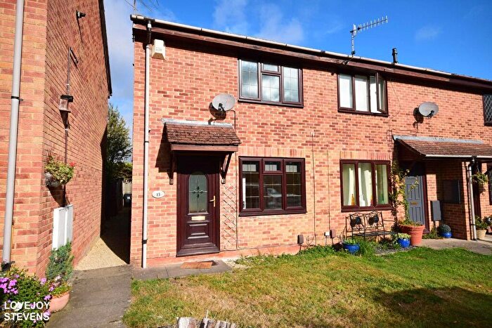 2 Bedroom End Of Terrace House To Rent In Coriander Way, Swindon, SN2