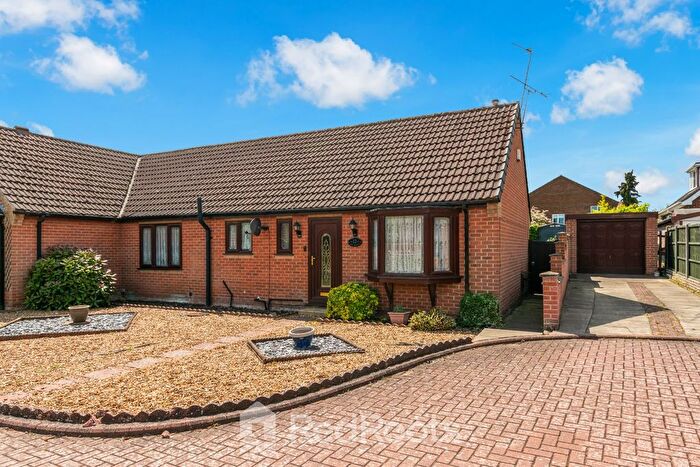 2 Bedroom Semi-Detached Bungalow For Sale In Hunters Croft, Haxey, Doncaster, Lincolnshire, DN9