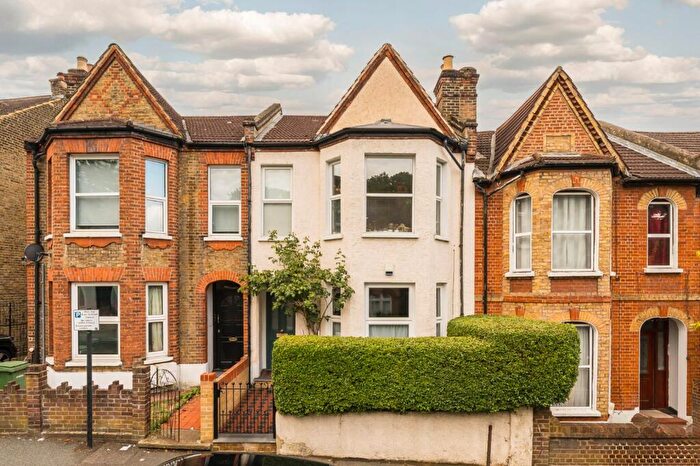 2 Bedroom Apartment For Sale In Elliscombe Road, Charlton, SE7