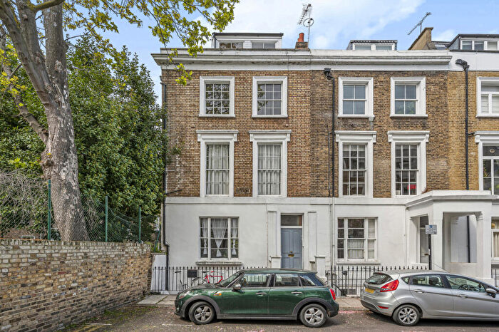 1 Bedroom Apartment For Sale In Almeida Street, London, N1
