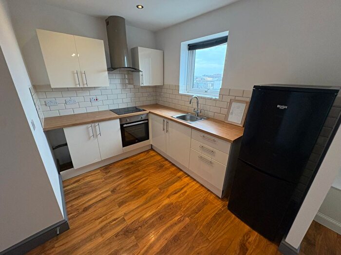 1 Bedroom Flat To Rent In Malcolm Struel House, The Kingsway, Swansea, SA1