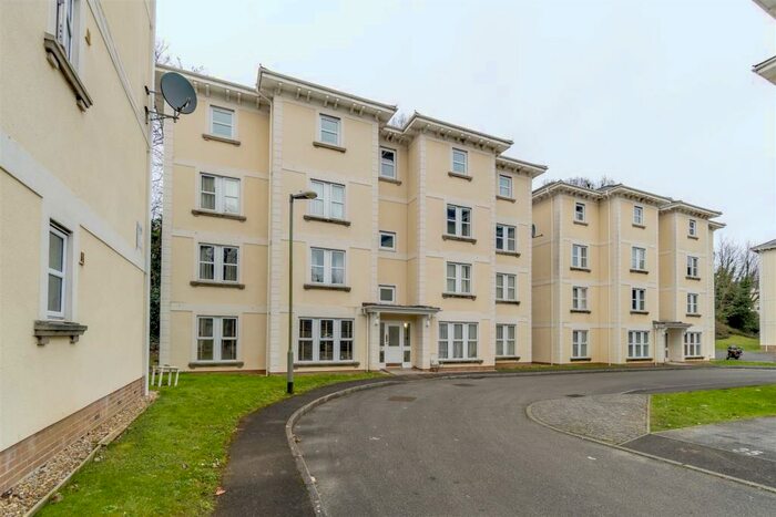 2 Bedroom Apartment To Rent In Sylvan Court, Stoke, Plymouth, PL1