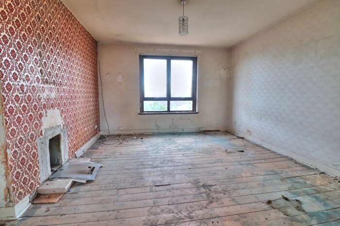 2 Bedroom Flat For Sale In Burnbrae Street, Glasgow, G21