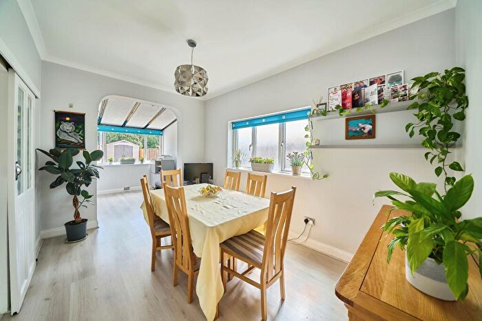 2 Bedroom Bungalow For Sale In Clinton Crescent, Ilford, IG6