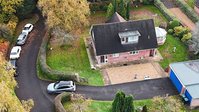 4 Bedroom Country House For Sale In Lights Lane, Alderbury, Salisbury, Wiltshire, SP5