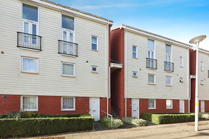 1 Bedroom Flat For Sale In Merlin Walk, Birmingham, B35