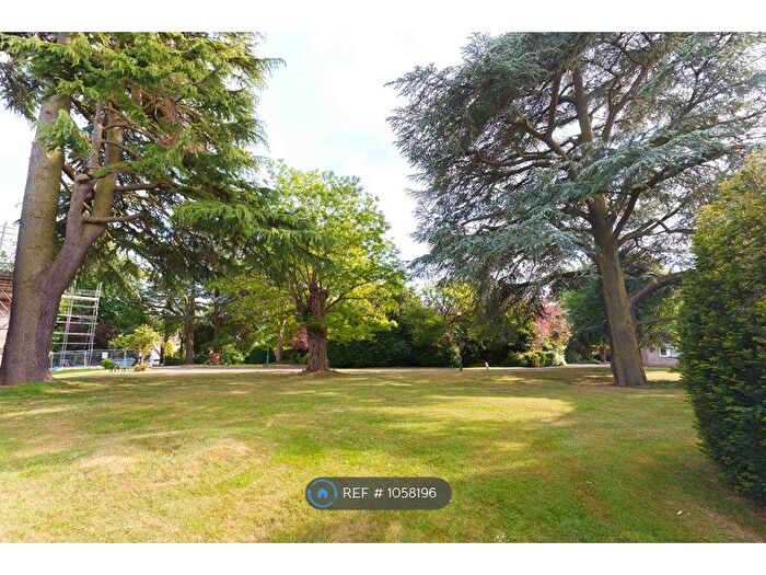 3 Bedroom Terraced House To Rent In Vernon Close, Leamington Spa, CV32