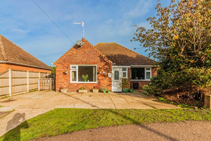 2 Bedroom Detached Bungalow For Sale In Fairway, Caister-On-Sea, NR30
