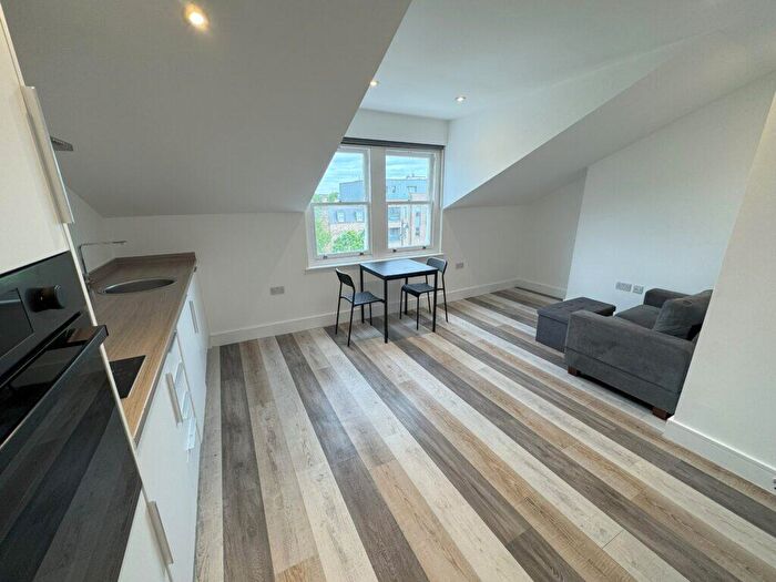 1 Bedroom Flat To Rent In Bedroom Flat – High Road, Tottenham, N17