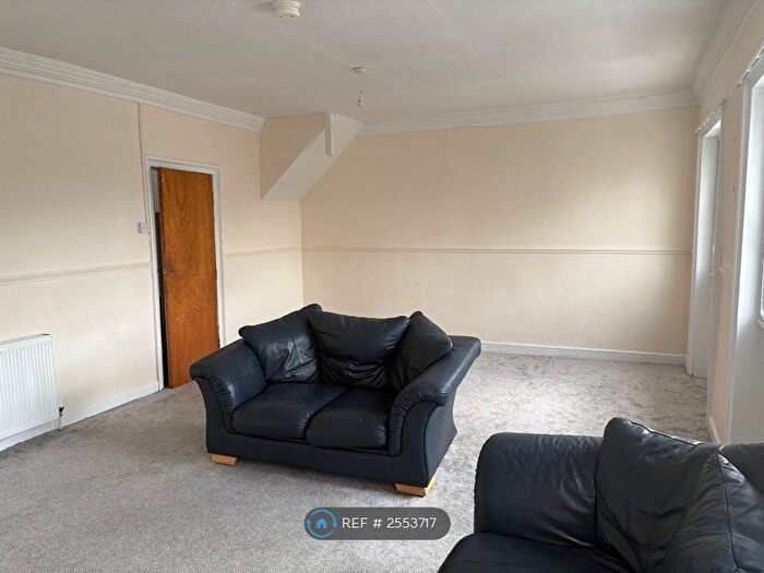2 Bedroom Flat To Rent In Albion Street, Hull, HU1