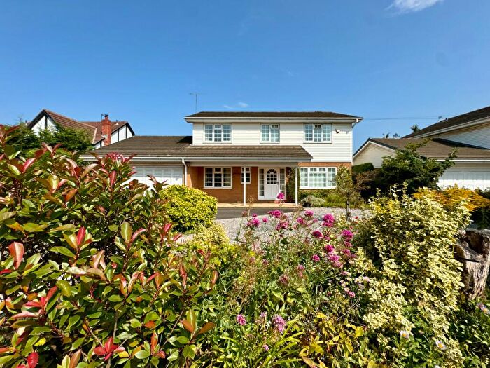 4 Bedroom Detached House For Sale In Bushbys Lane, Formby, Liverpool, L37