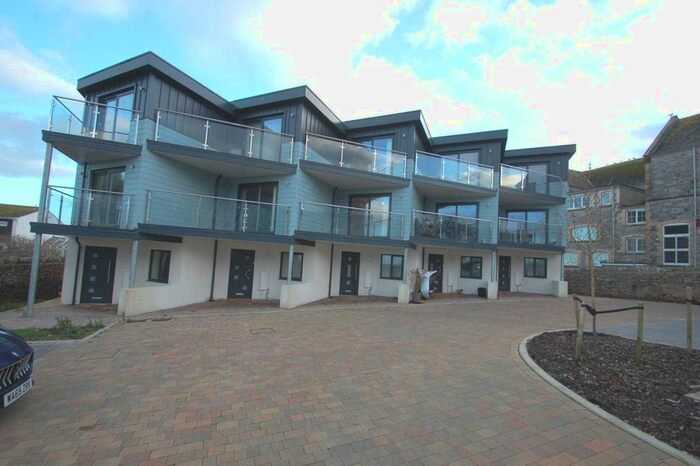 4 Bedroom Terraced House To Rent In Walcott Place, Higher Brixham, TQ5