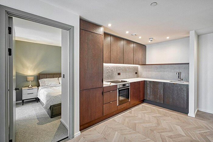 2 Bedroom Apartment To Rent In A Spinners Way, Manchester, M15
