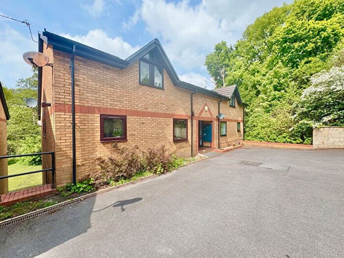 1 Bedroom Flat To Rent In South East Road, Sholing, Southampton, Hampshire, SO19