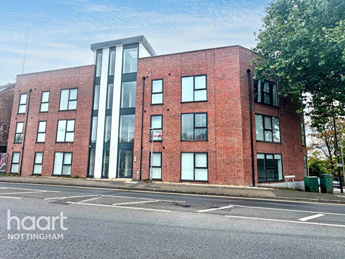 2 Bedroom Apartment For Sale In Woodborough Road, Nottingham, NG3