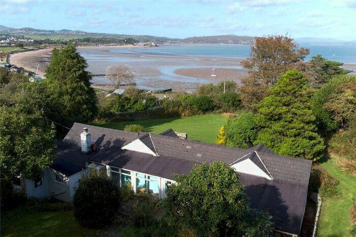 3 Bedroom Bungalow For Sale In Bwlchtocyn, Nr Abersoch, Gwynedd, LL53