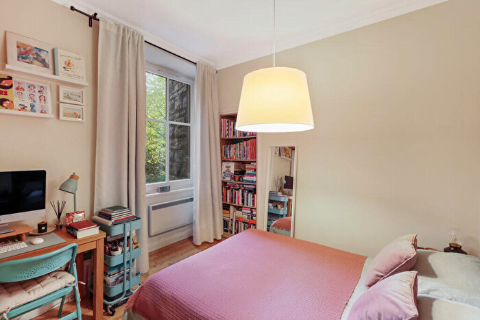 1 Bedroom Flat For Sale In / Bryson Road, Polwarth, Edinburgh, EH11