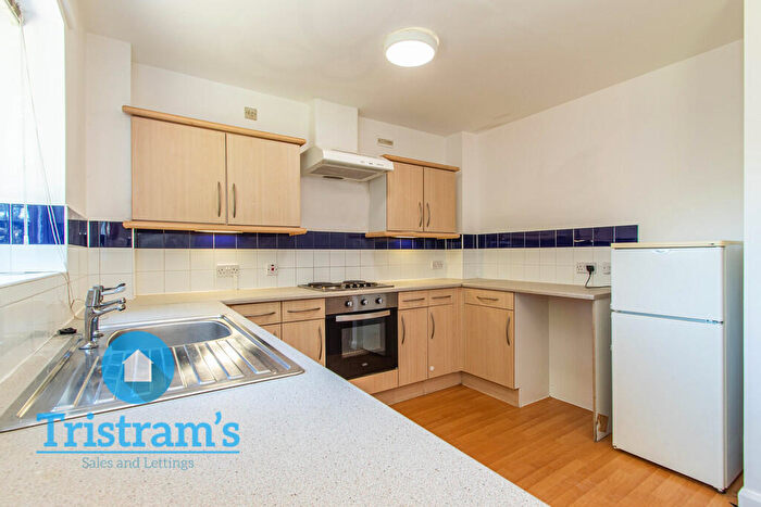 2 Bedroom Apartment To Rent In The Farthings, Nottingham, NG7