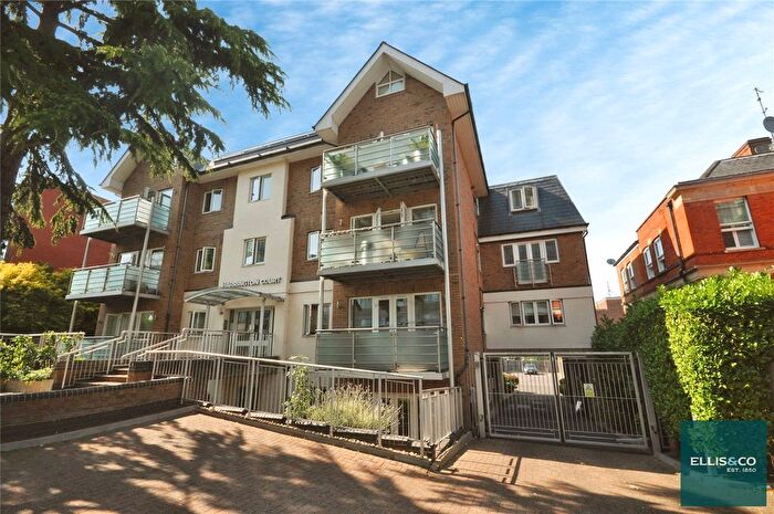 2 Bedroom Flat To Rent In Station Road, Barnet, EN5