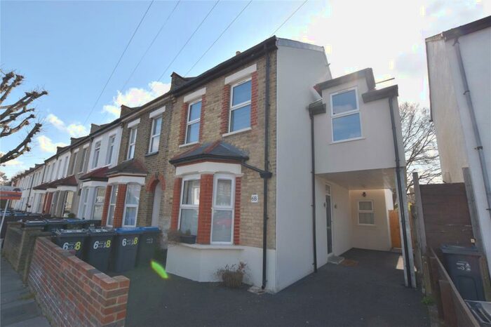 4 Bedroom Semi-Detached House To Rent In Edward Road, Croydon, CR0