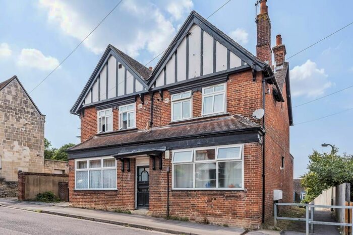 1 Bedroom Flat To Rent In Princes Castle Court, Headington, OX3