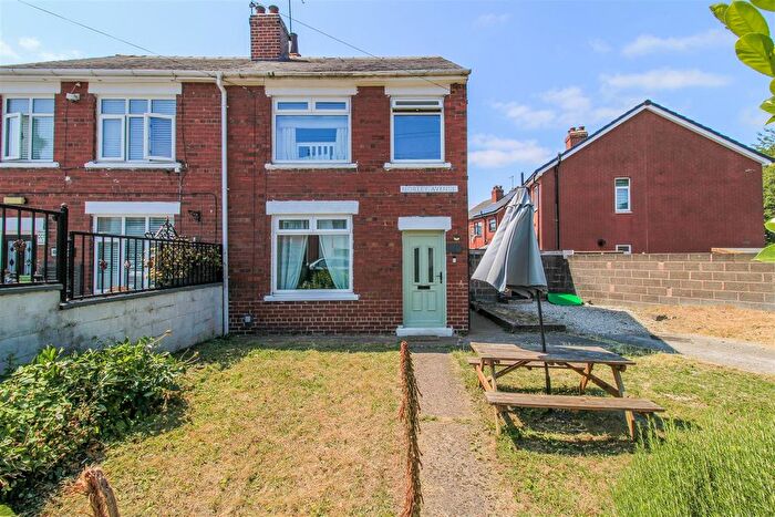 3 Bedroom Semi-Detached House For Sale In Morley Avenue, Knottingley, WF11