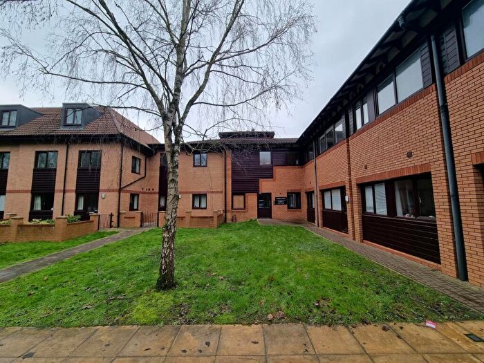 1 Bedroom Apartment To Rent In Wickham Road, Fareham, PO16