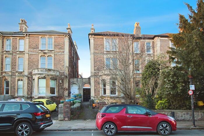 2 Bedroom Apartment To Rent In Beaufort Road- Clifton, BS8
