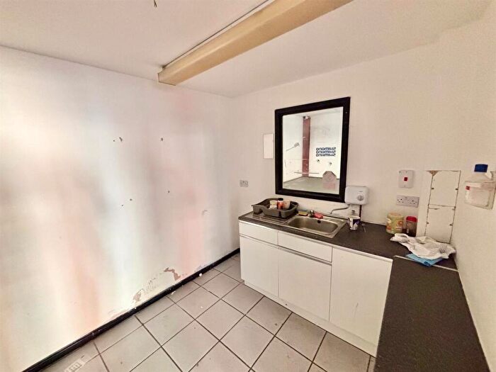 Terraced House For Sale In Duke Street, Trowbridge, BA14