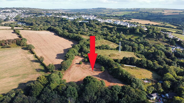 2 Bedroom Detached Bungalow For Sale In Dunmere, Bodmin, PL31