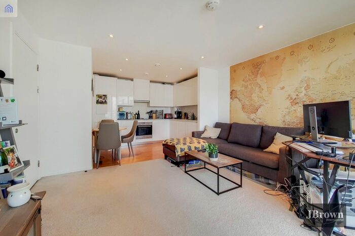 1 Bedroom Flat To Rent In Samphire Heights, Napa Close, London, E20