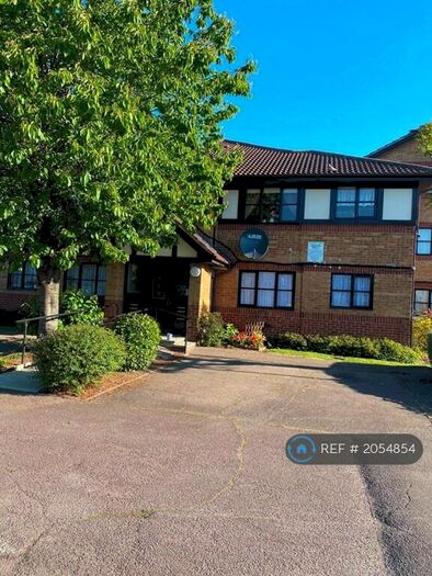 1 Bedroom Flat To Rent In Somerset Gardens, London, N17