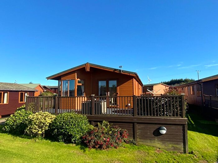 3 Bedroom Property To Rent In Ocean View, Mullacott Park, Ilfracombe, EX34