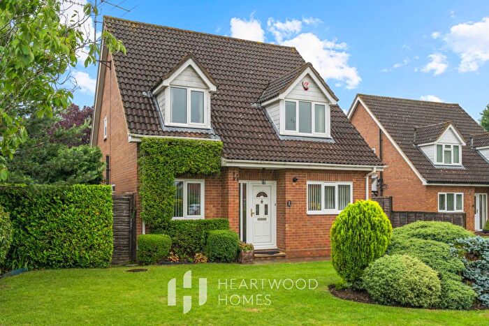 3 Bedroom Detached House For Sale In Yule Close, Bricket Wood, St. Albans, AL2