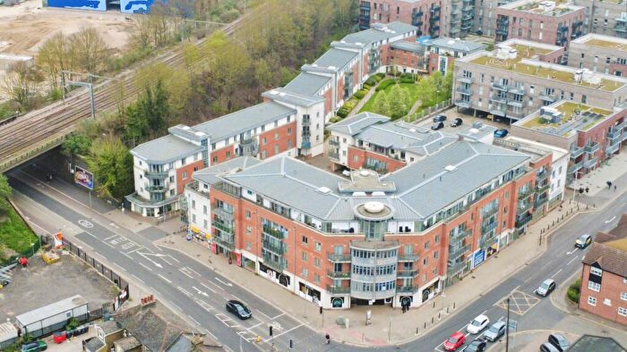 2 Bedroom Flat To Rent In New Street, City Centre, Chelmsford, Essex, CM1