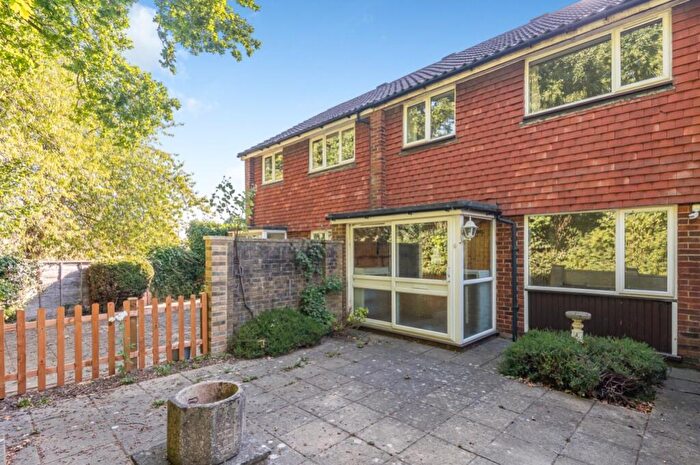 5 Bedroom Terraced House To Rent In St. Johns Road, Guildford, GU2