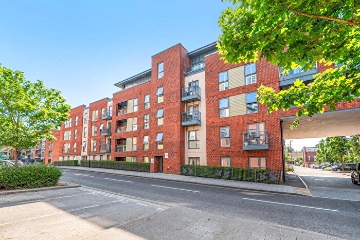 1 Bedroom Flat For Sale In John Thornycroft Road, Southampton, SO19