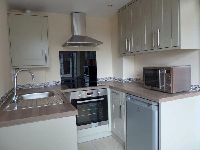 1 Bedroom Flat To Rent In Oakley Wood Road, Bishops Tachbrook, Leamington Spa, CV33