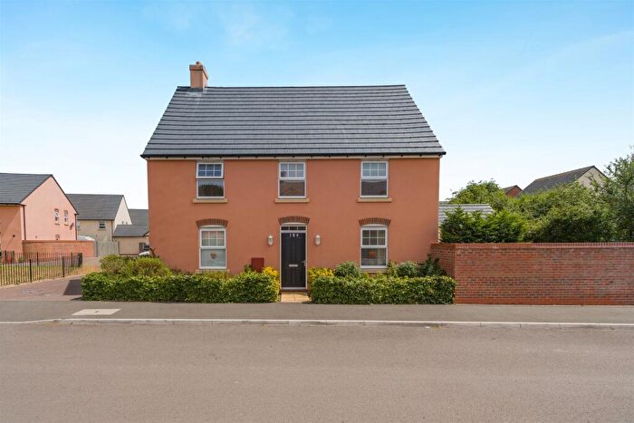 4 Bedroom Detached House For Sale In Ternata Drive, Monmouth, NP25