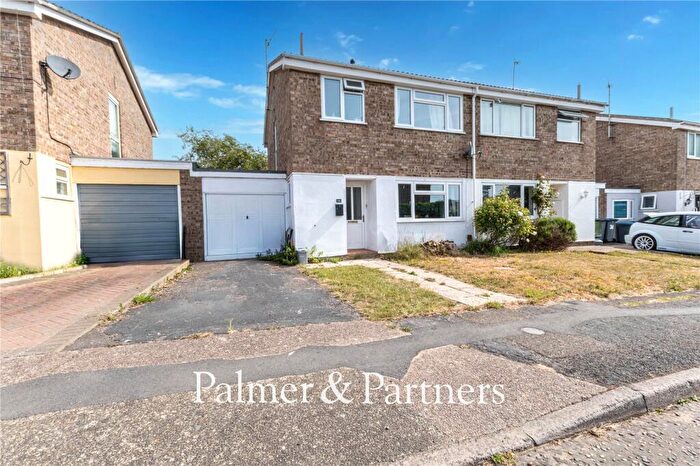 3 Bedroom Semi Detached House For Sale In Bury Hill Close, Woodbridge, Suffolk, IP12