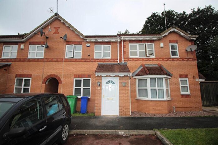 3 Bedroom Semi-Detached House To Rent In Melton Road, M8
