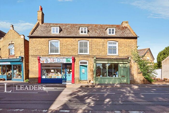 2 Bedroom Flat To Rent In High Street, March, Cambridgeshire, PE15